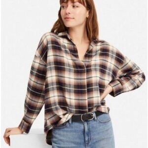 💖 2/$25 UNIQLO Women's Flannel Checked Skipper Collar Long Sleeve Shirt
